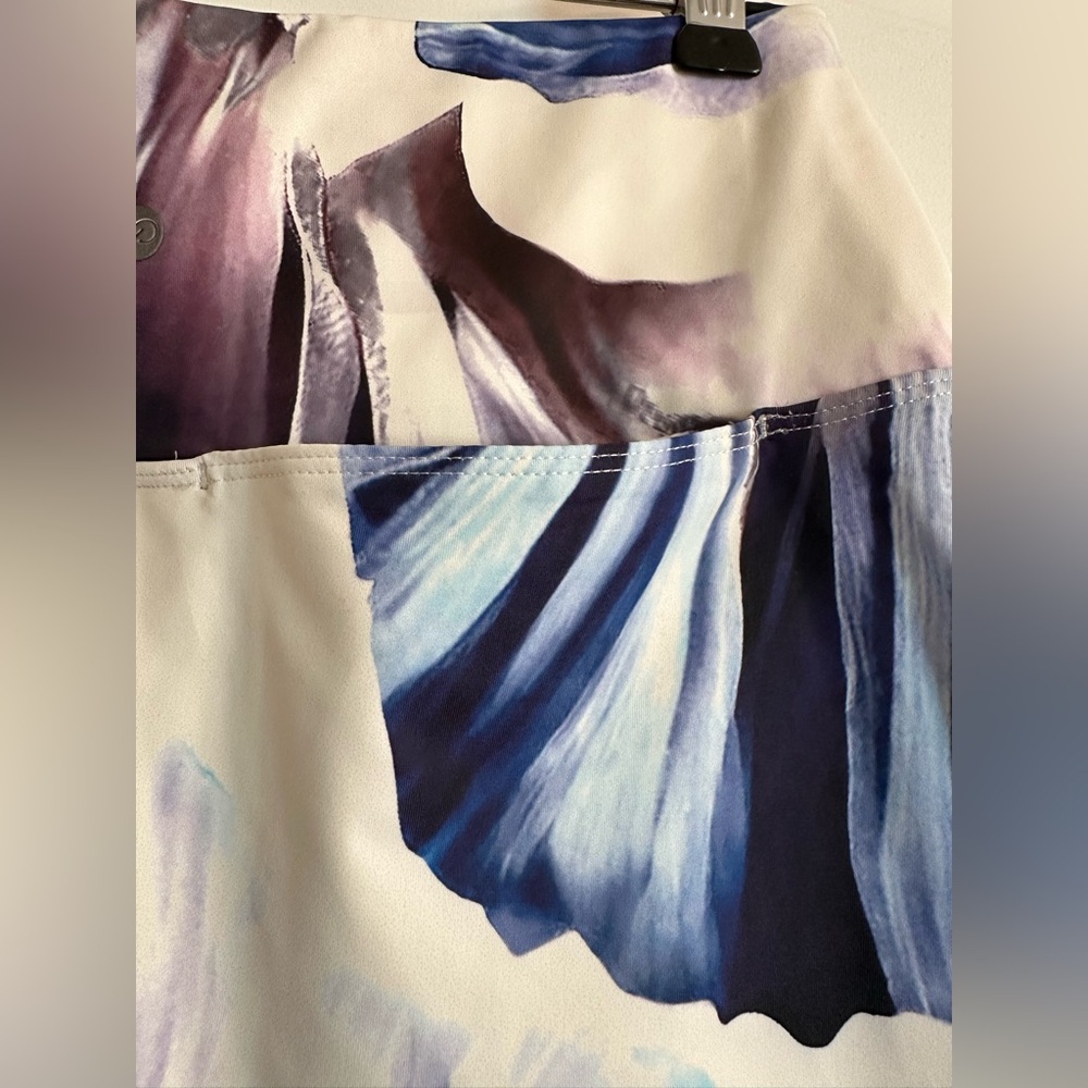 CALIA by Carrie Underwood Blue and Purple Floral Skort - Picture 4 of 6